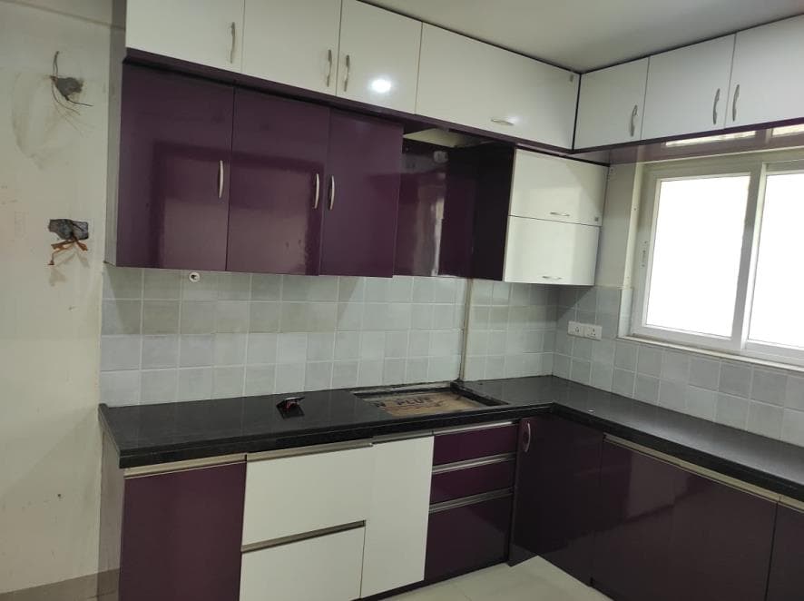 Property Photos 8