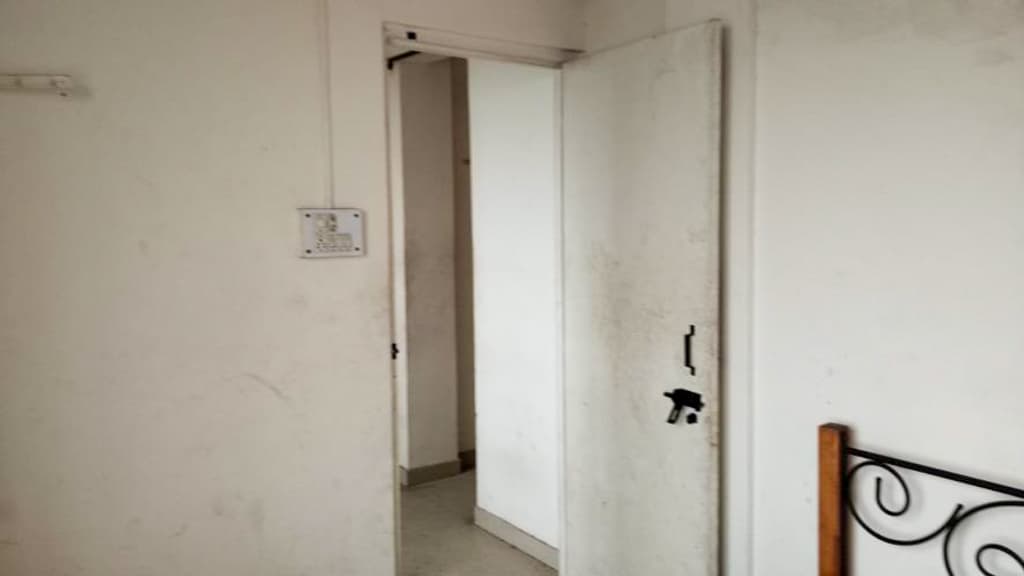Property Photos 7