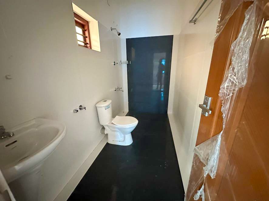 Property Photos 4