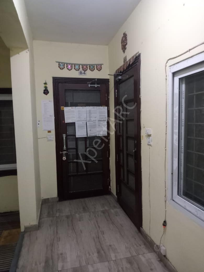Property Photos 8