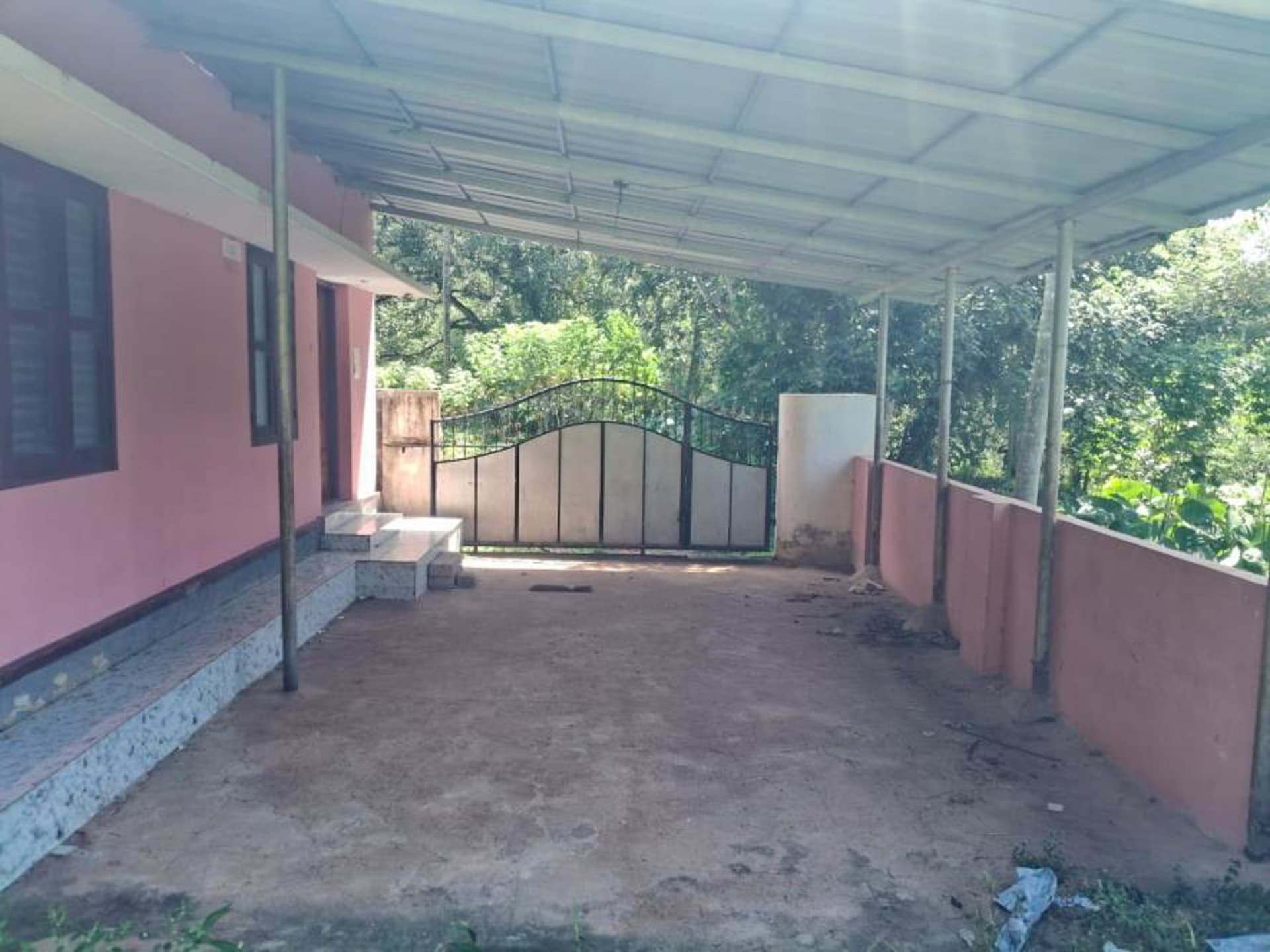 Property Photos 25