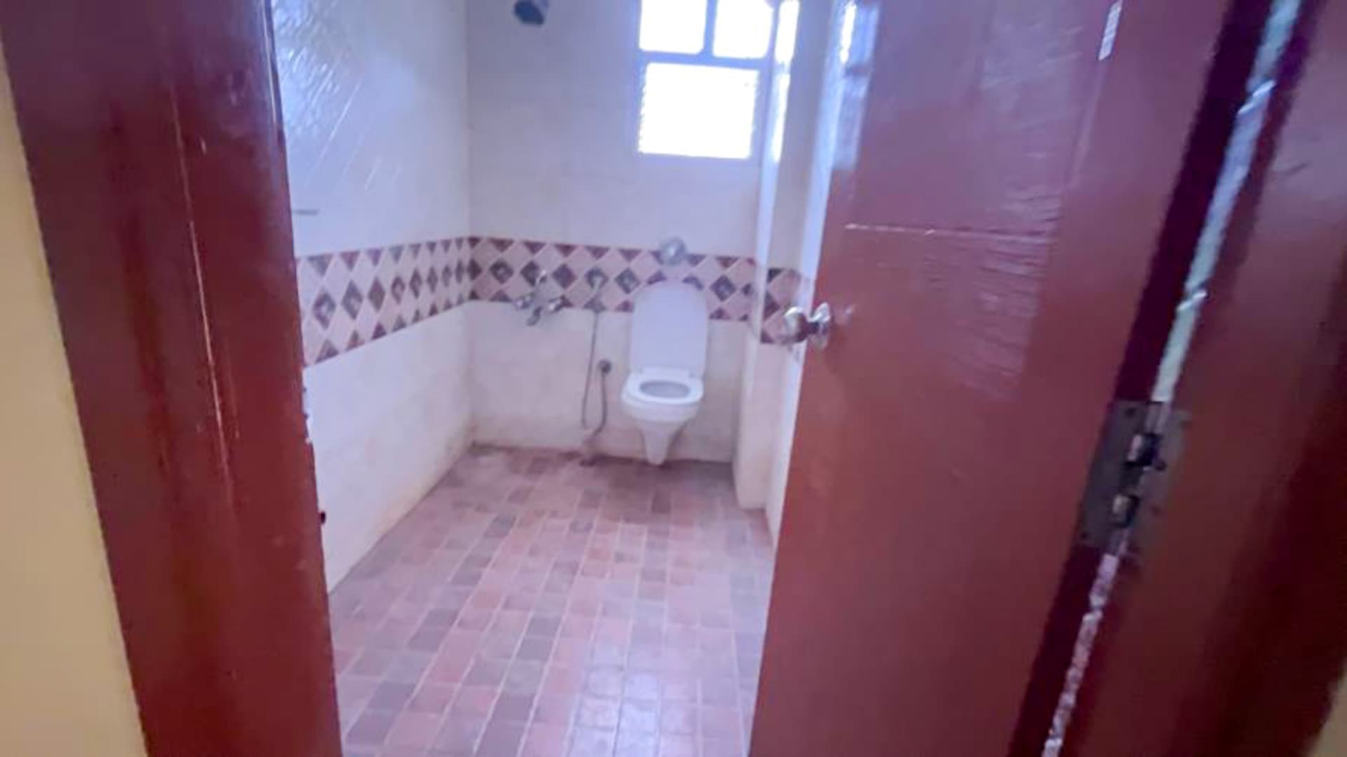 Property Photos 15