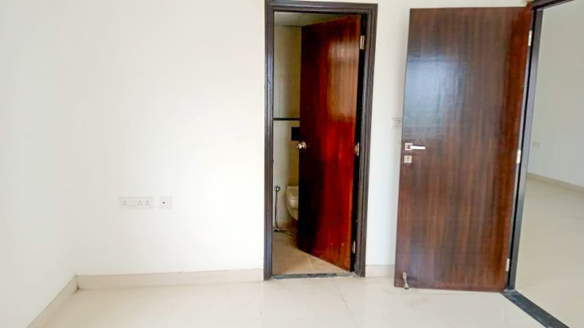 Property Photos 9