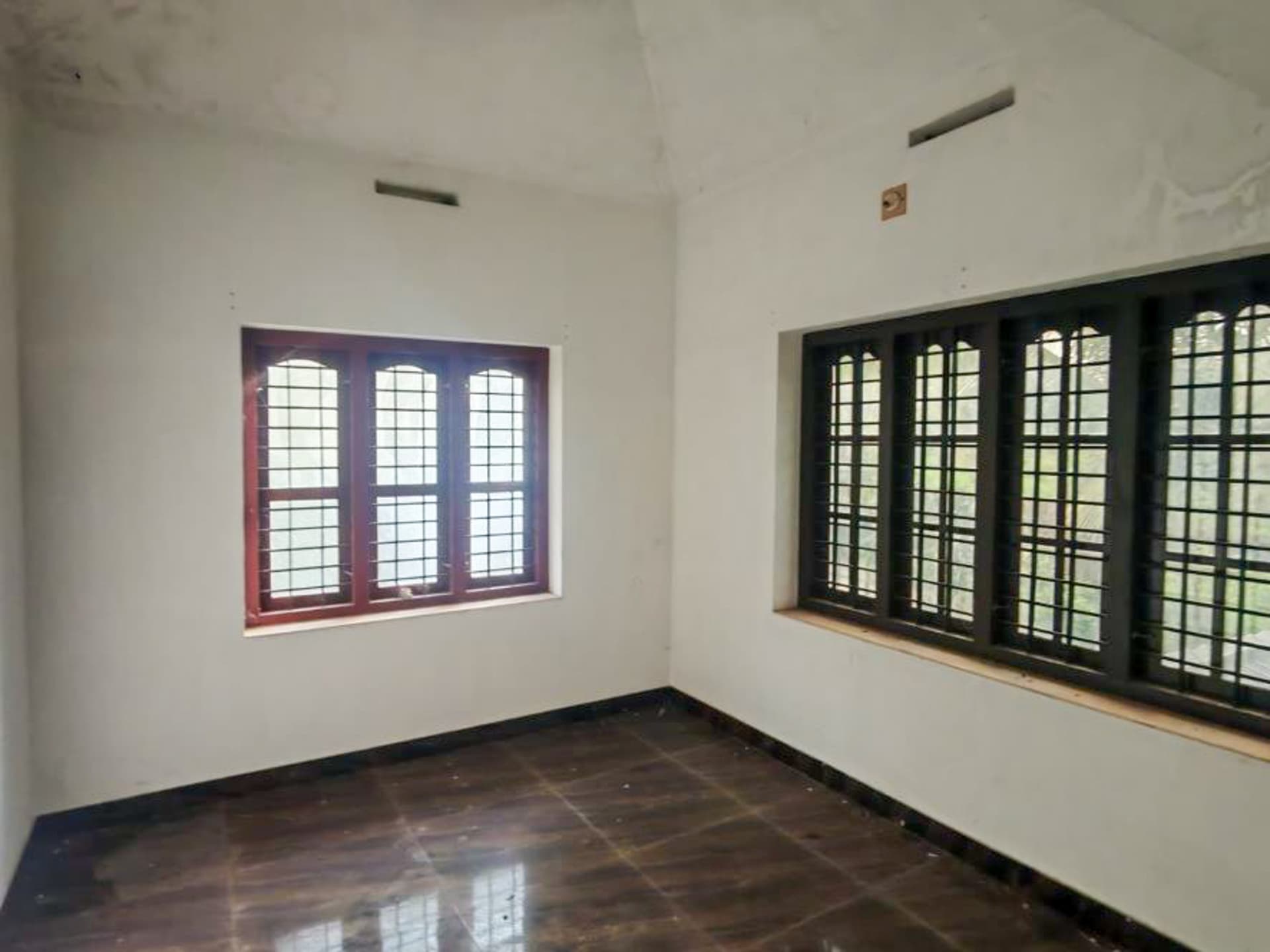 Property Photos 34