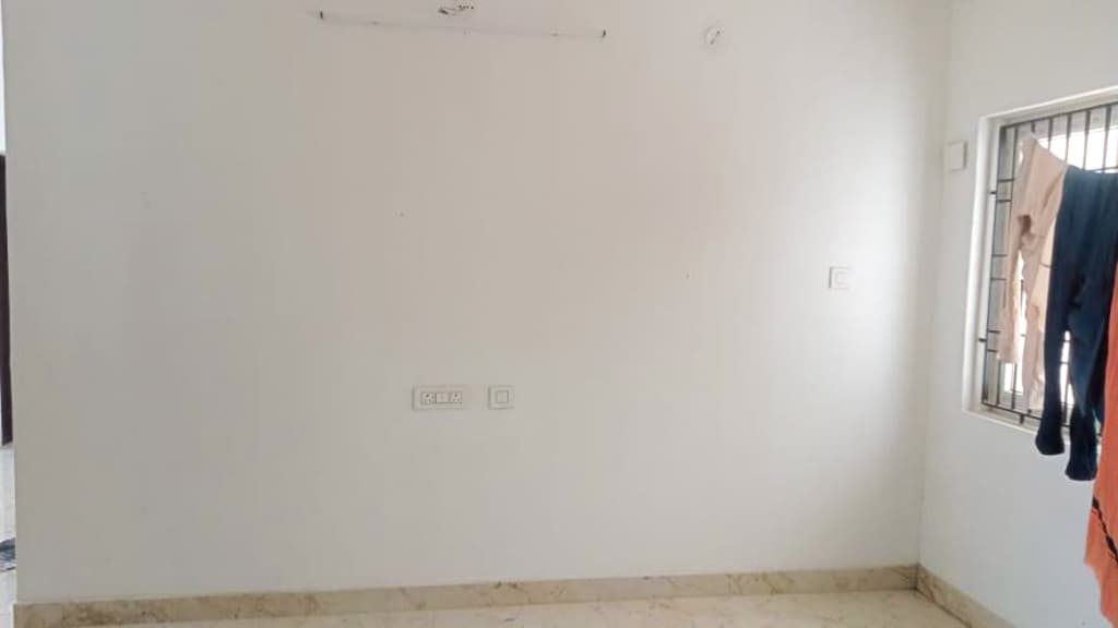 Property Photos 5