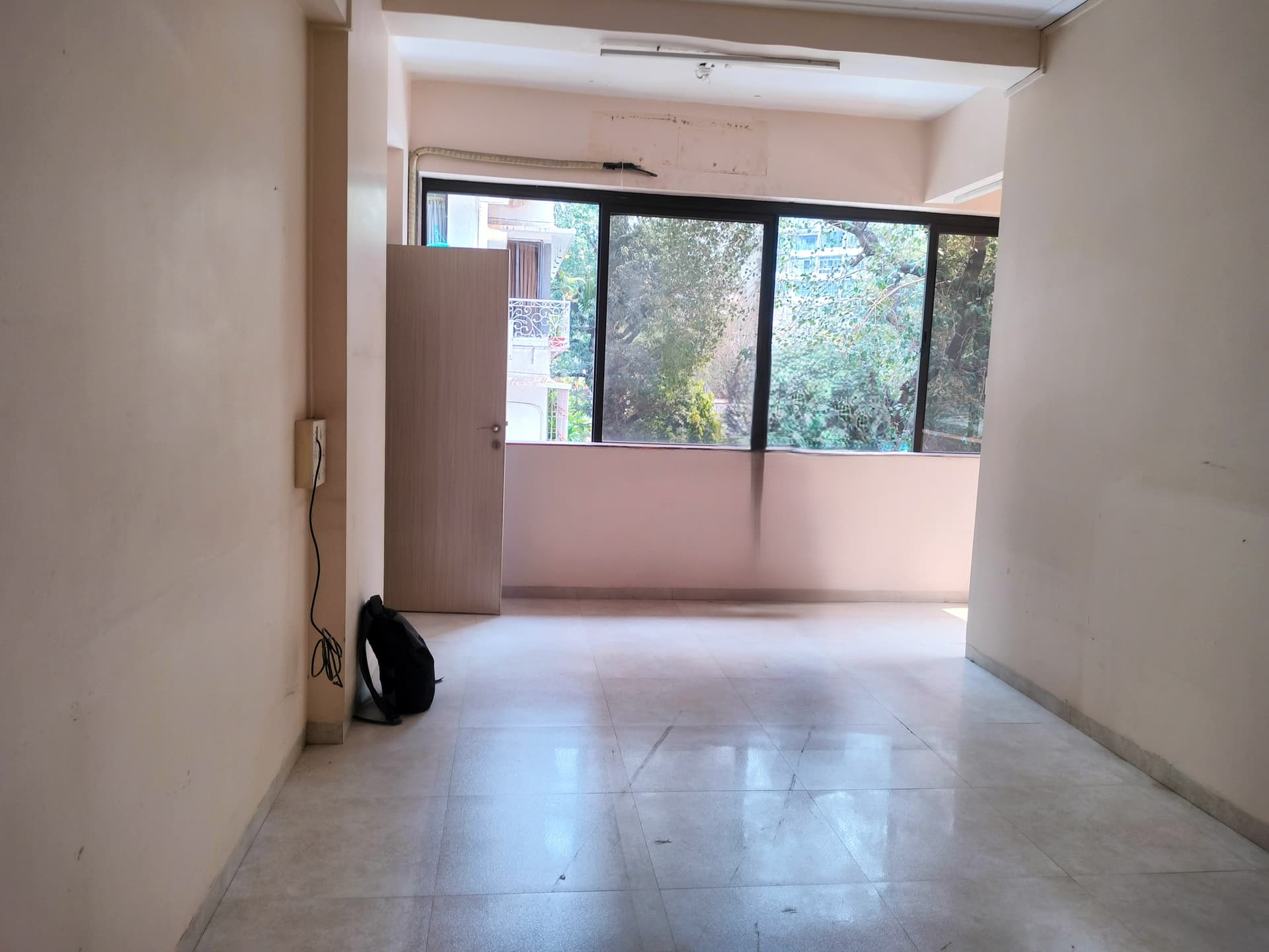 Property Photos 35
