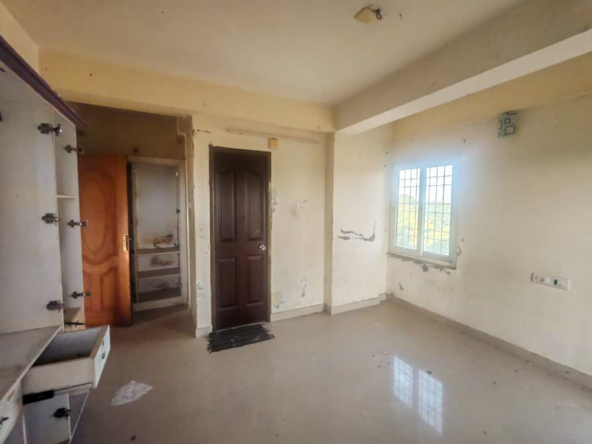 Property Photos 8