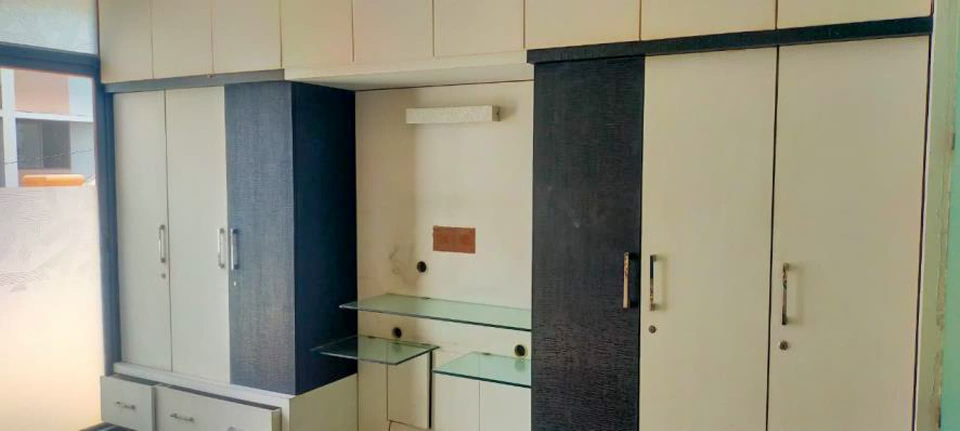 Property Photos 29
