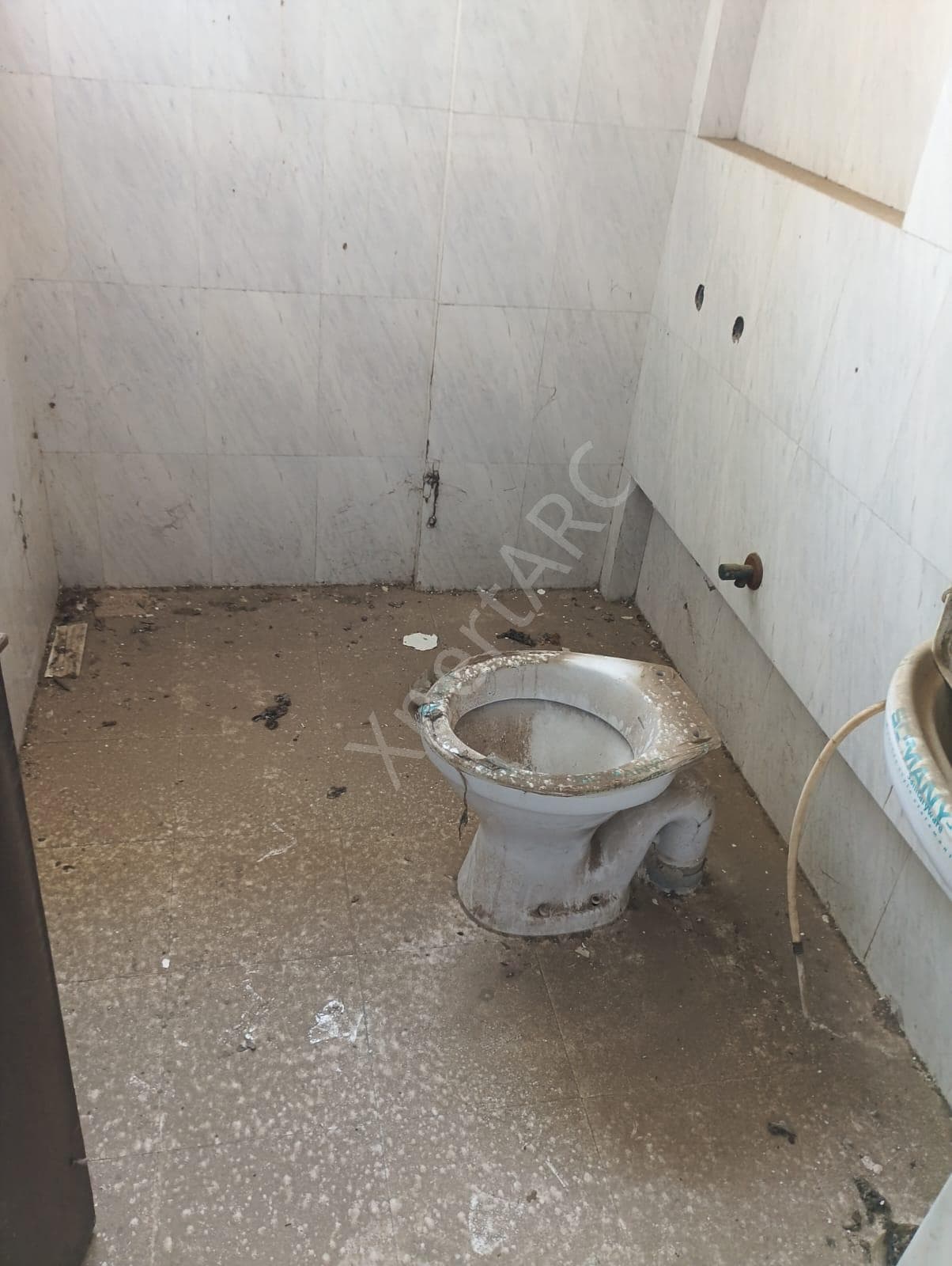 Property Photos 9