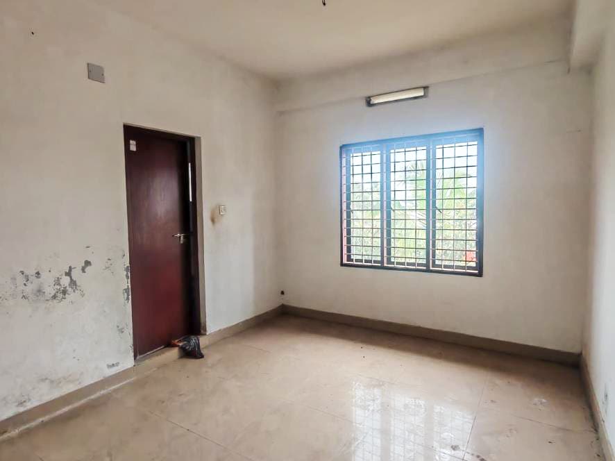 Property Photos 18