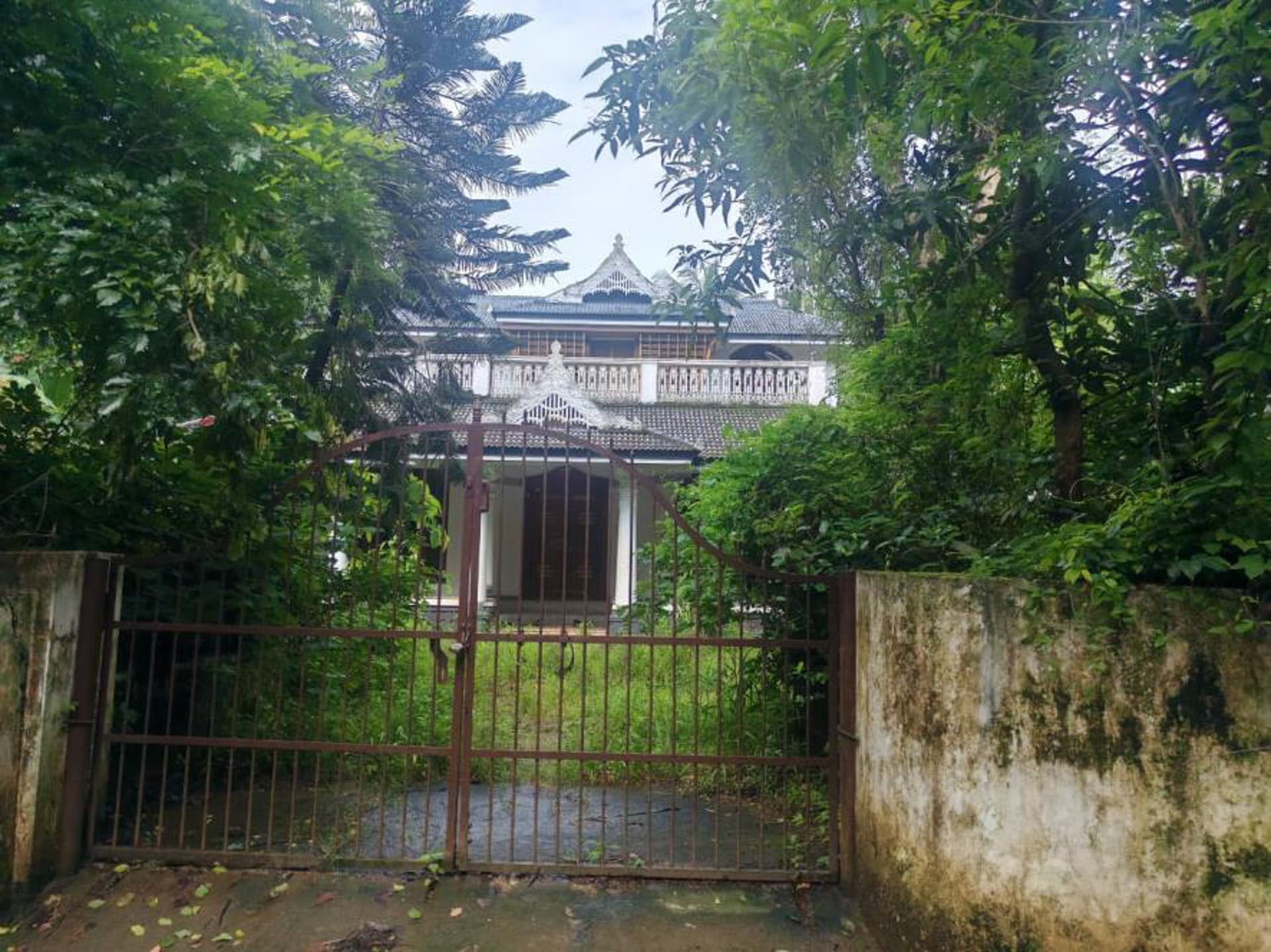 Property Photos 16