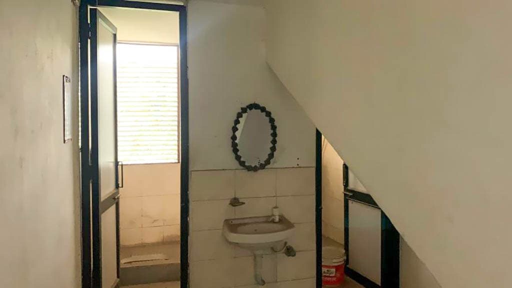 Property Photos 16