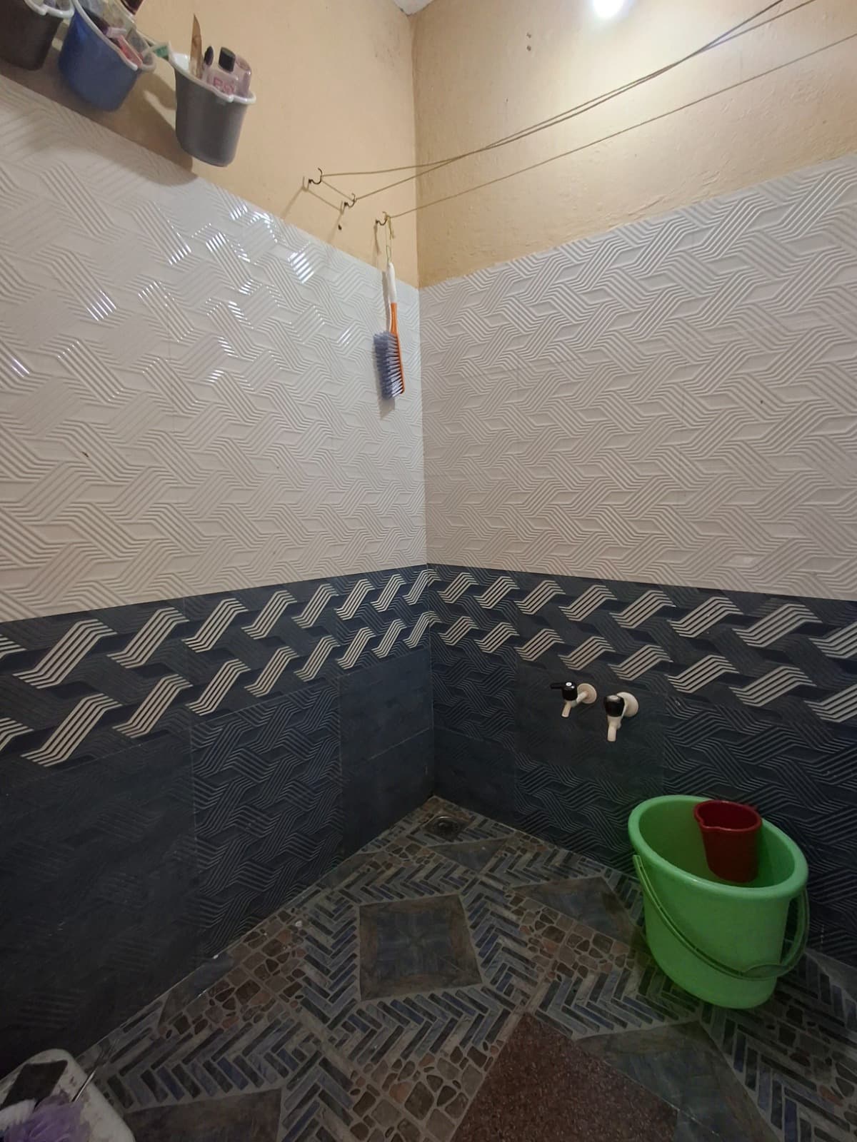Property Photos 6