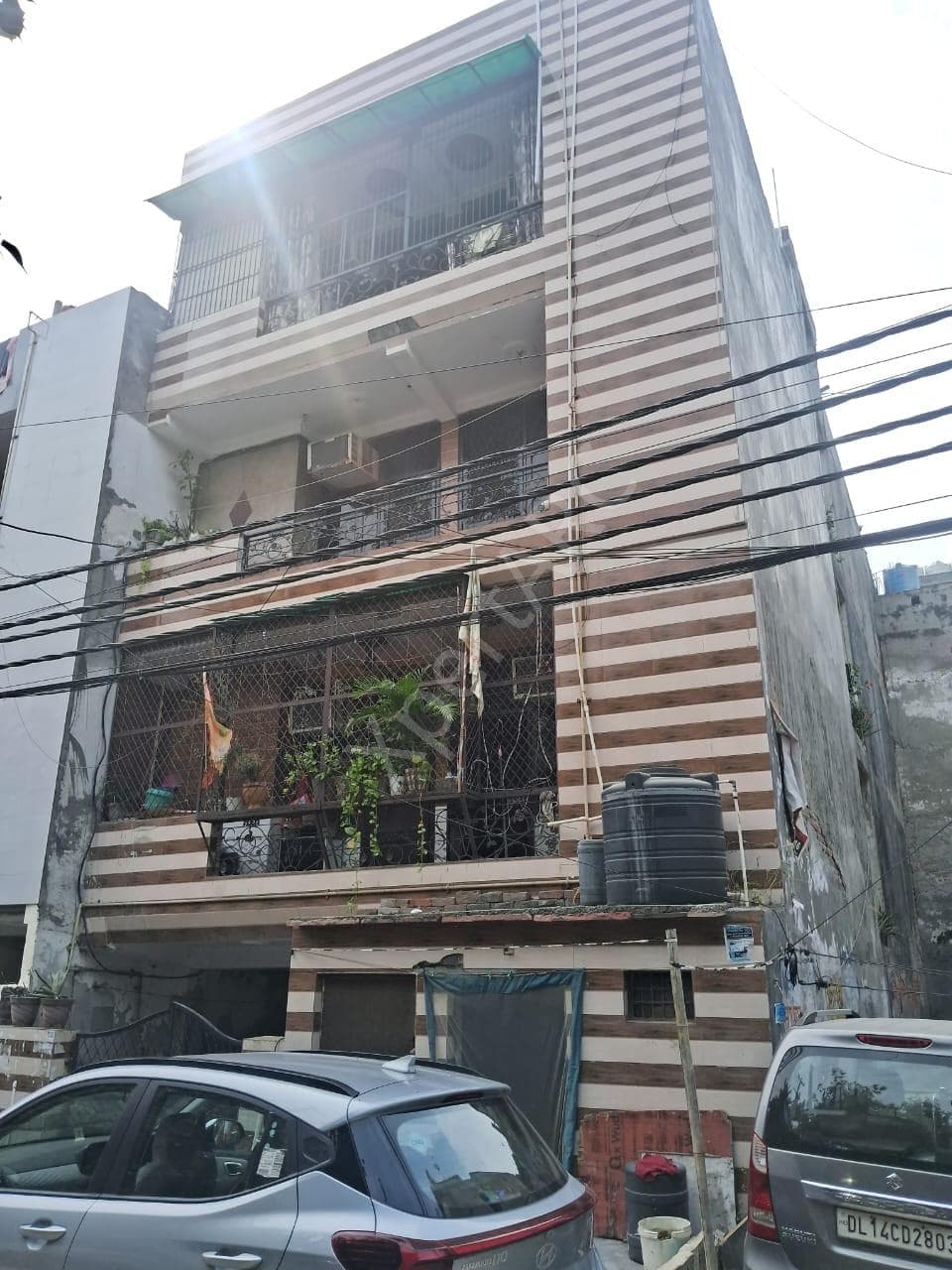 Property Photos 8