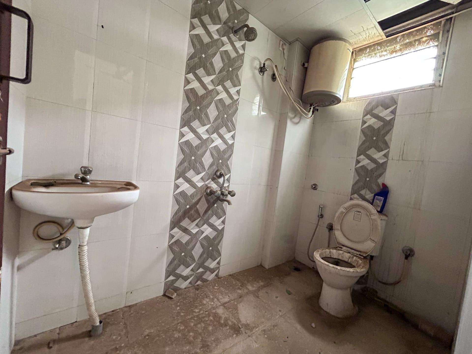 Property Photos 11