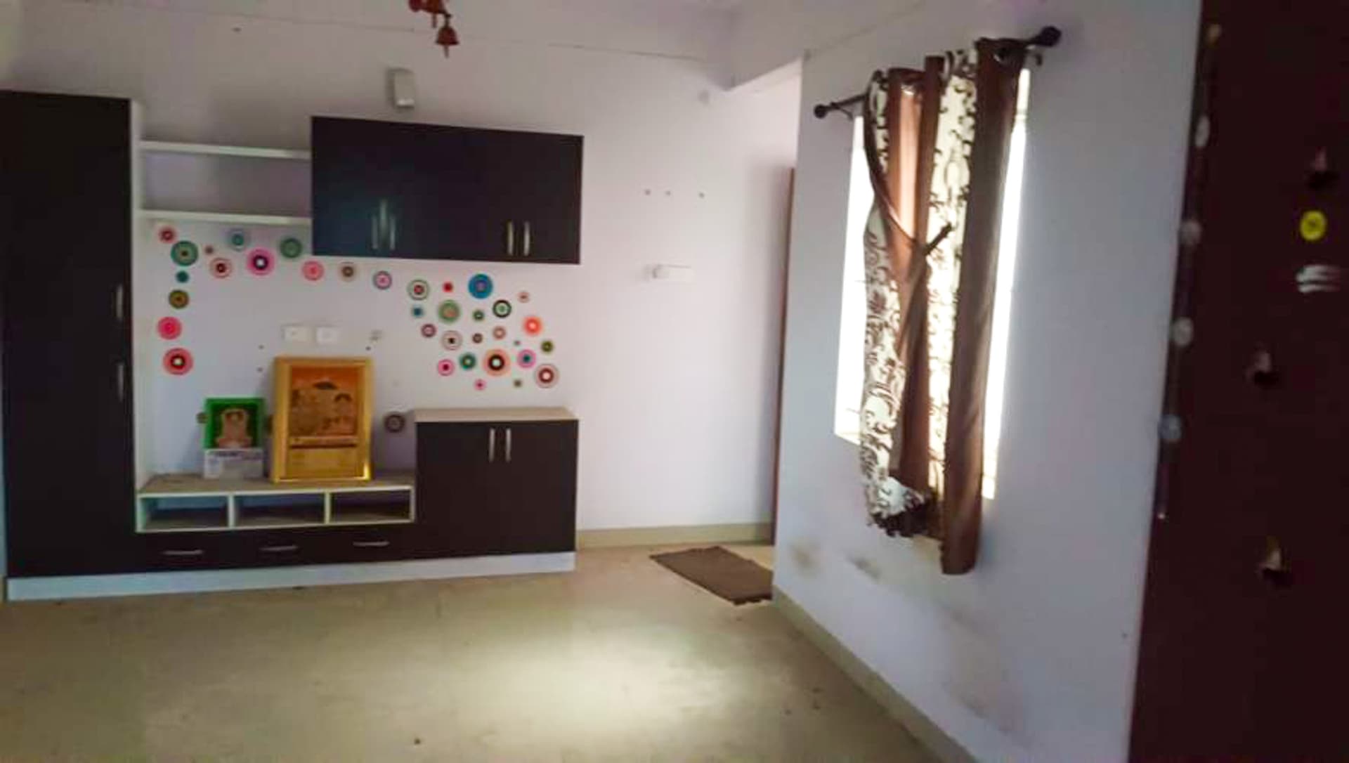 Property Photos 8