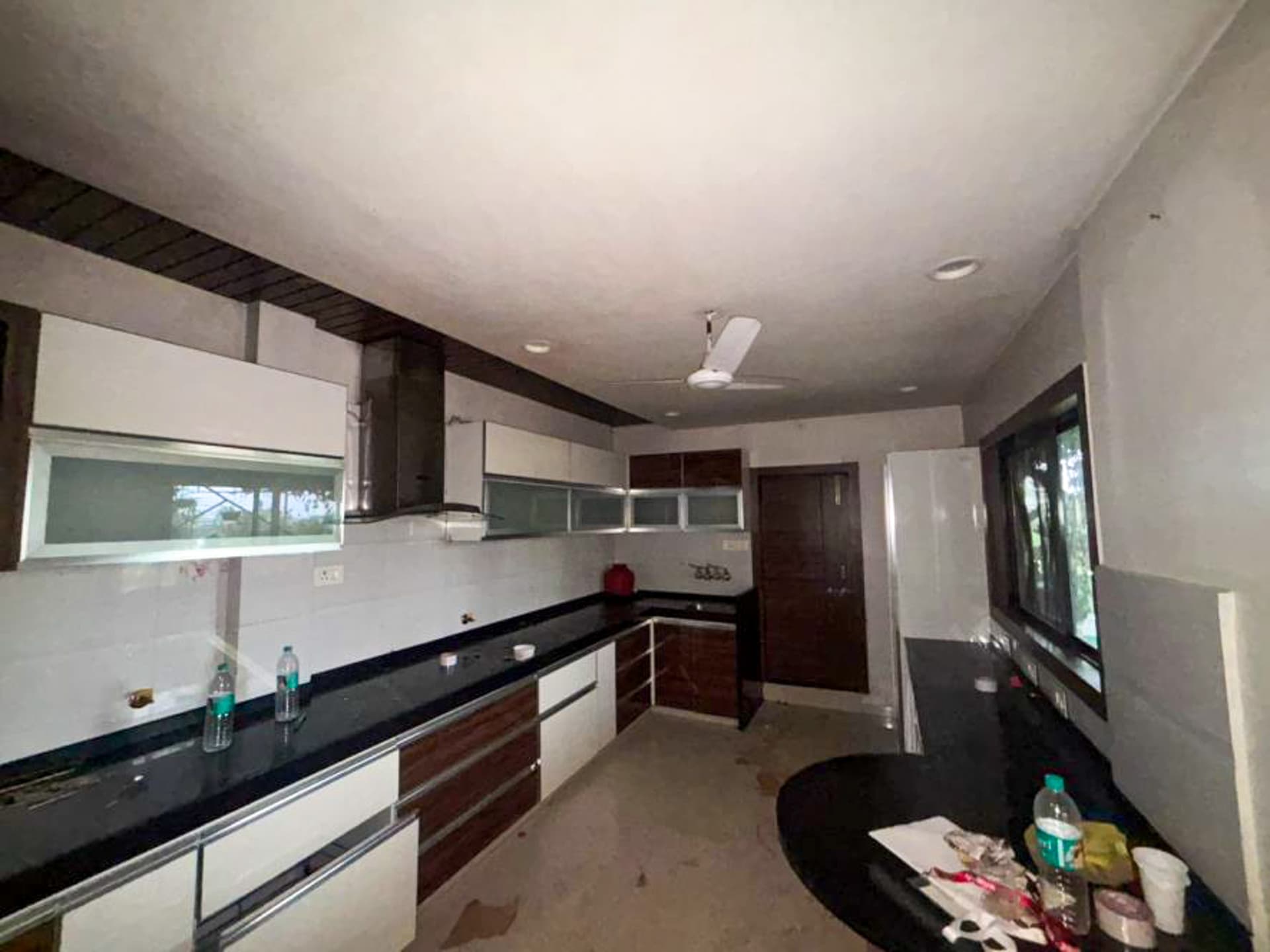 Property Photos 7