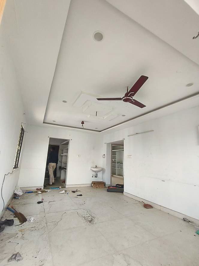 Property Photos 9