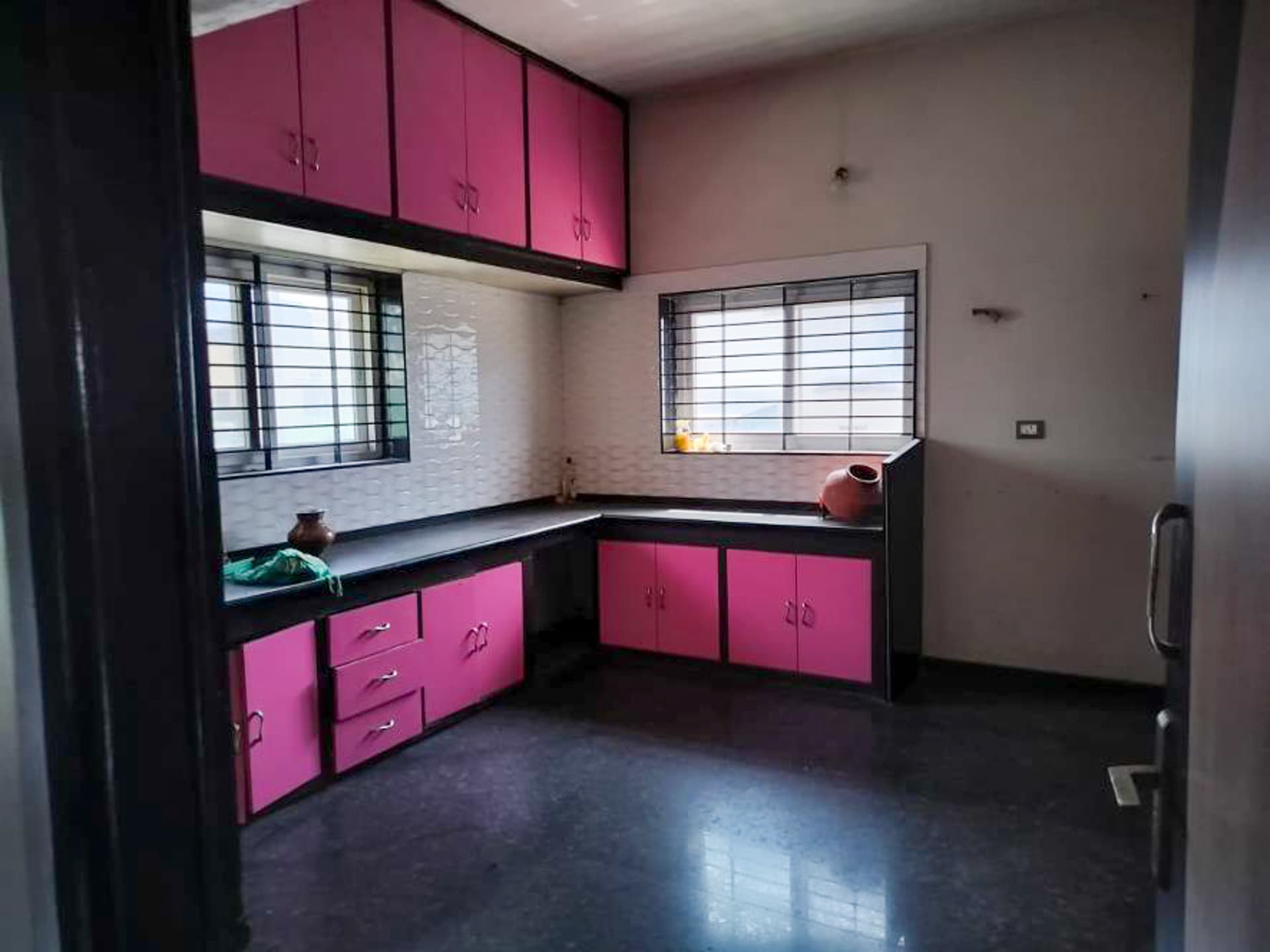 Property Photos 18