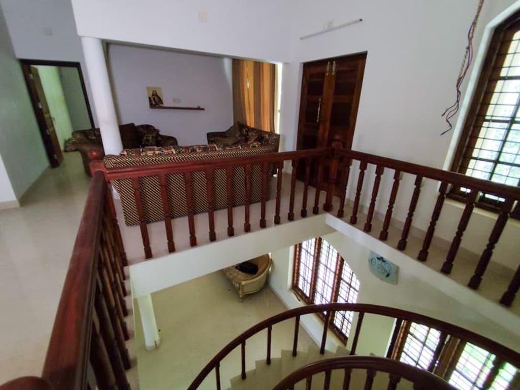Property Photos 36