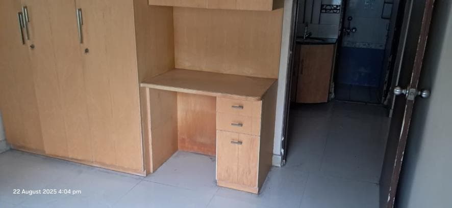 Property Photos 6