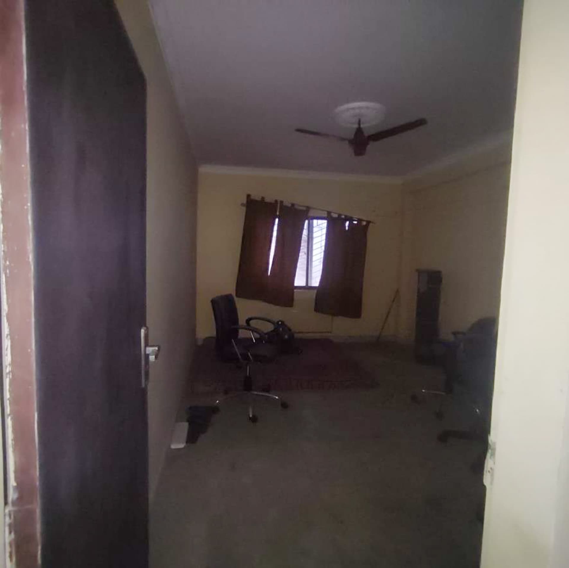 Property Photos 35