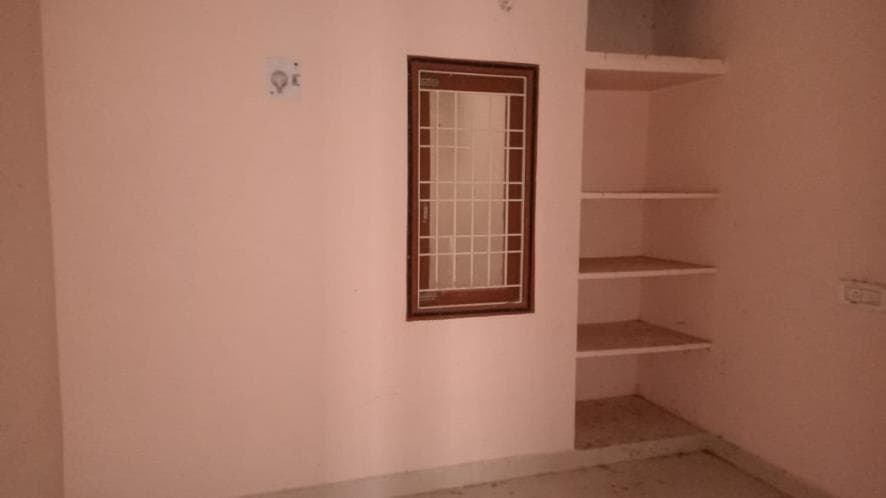 Property Photos 17