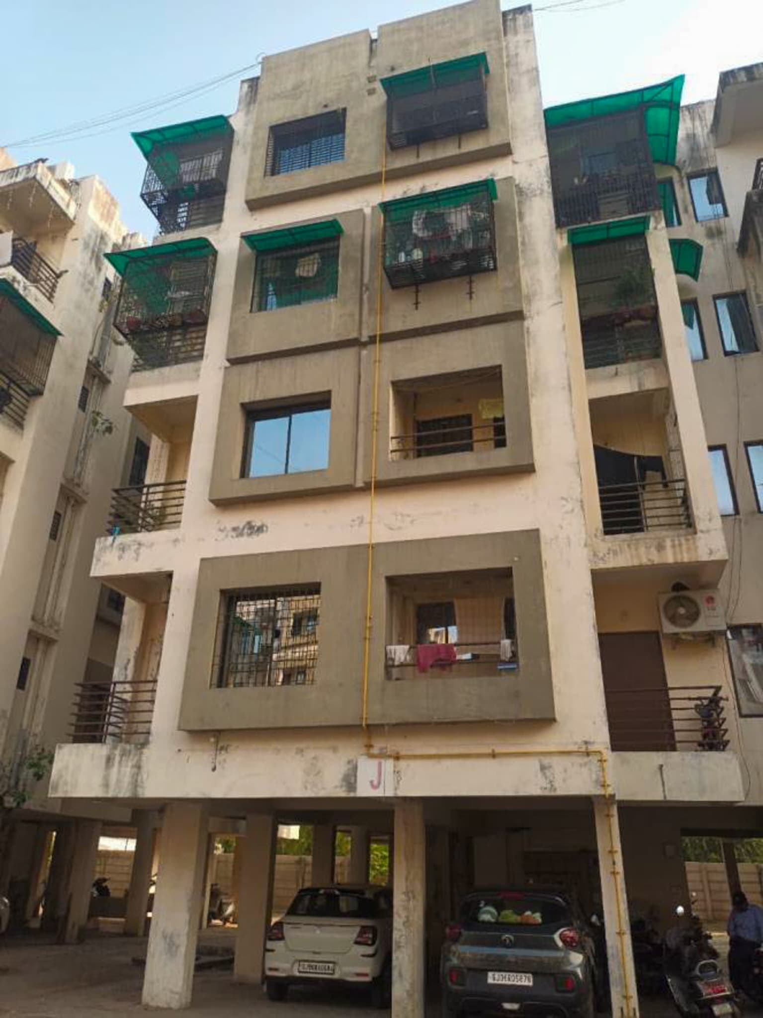 Property Photos 1
