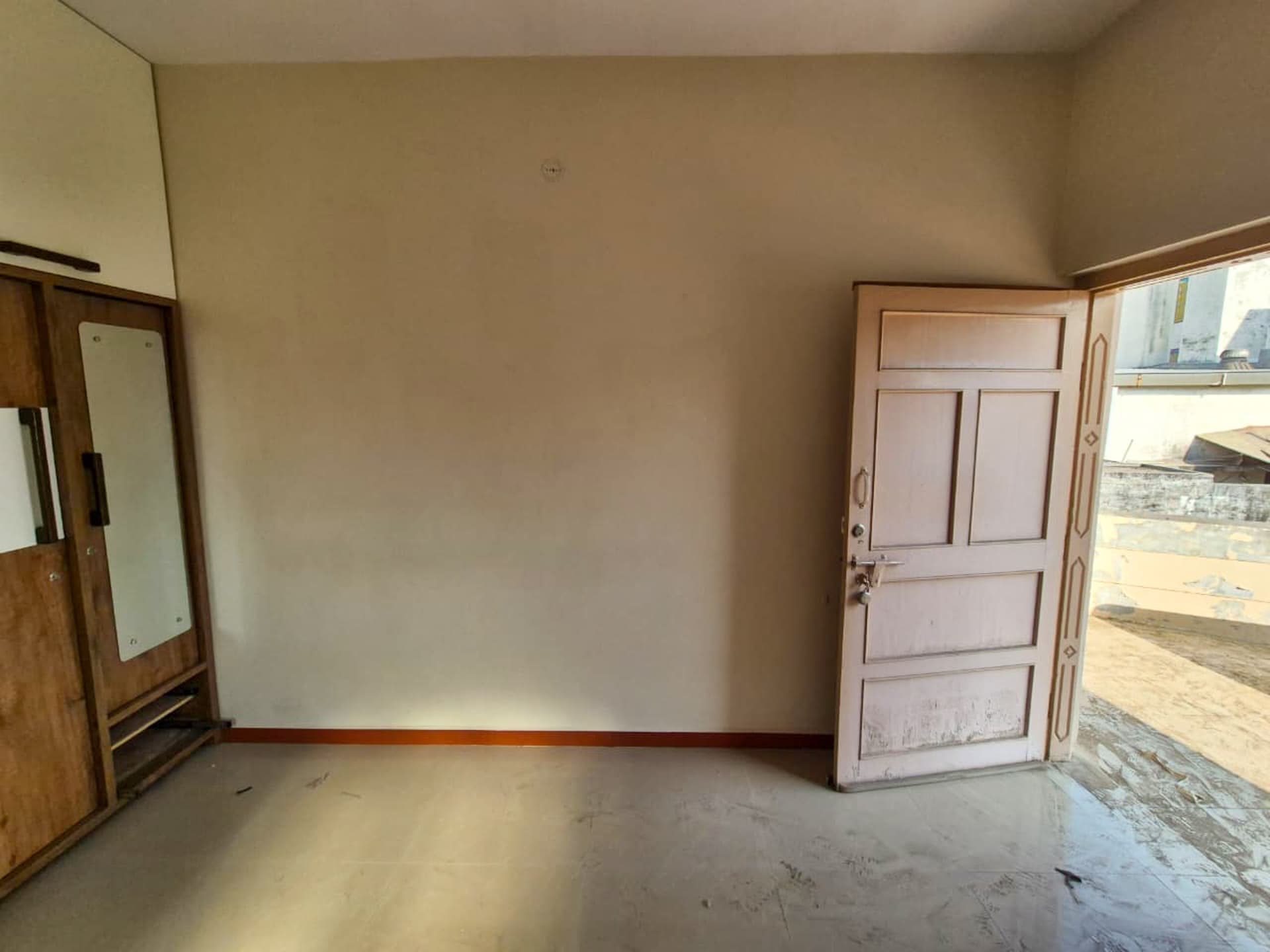 Property Photos 11