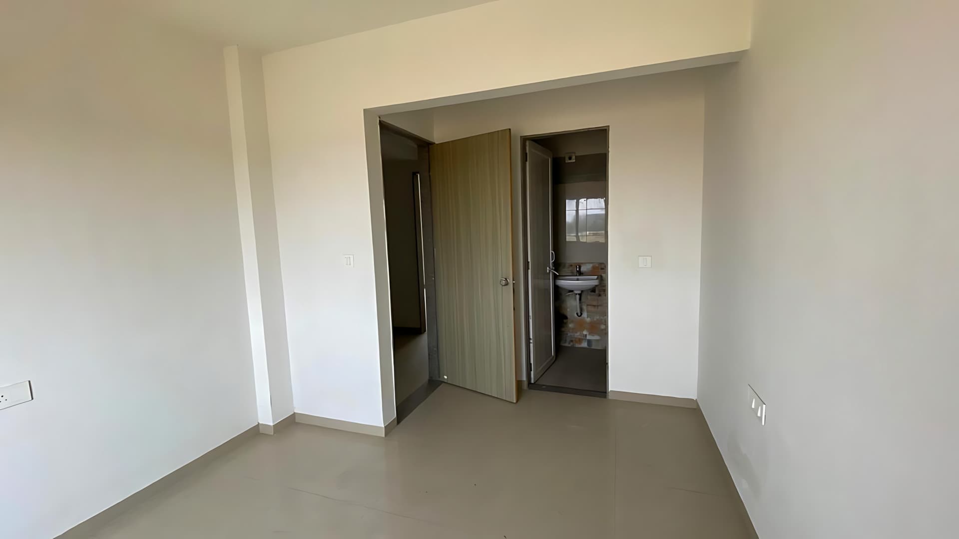 Property Photos 9