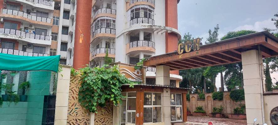 Property Photos 6