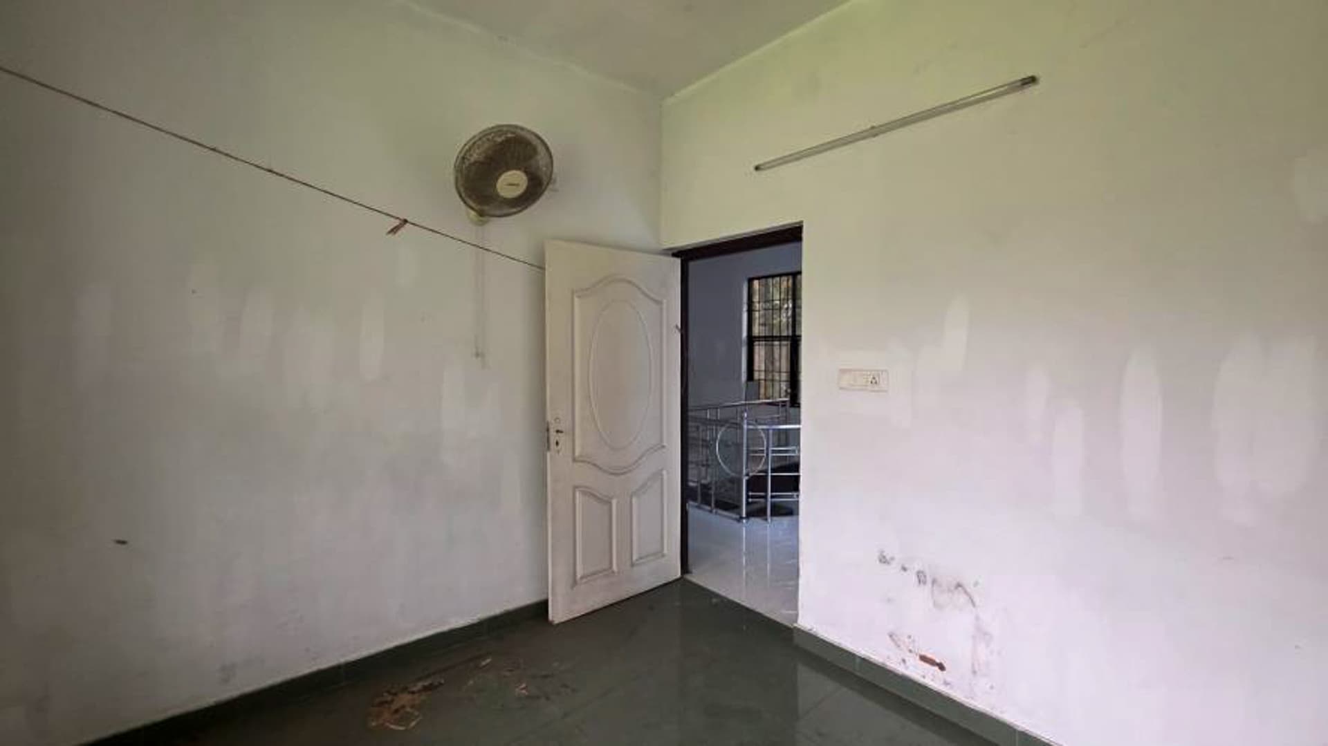 Property Photos 7