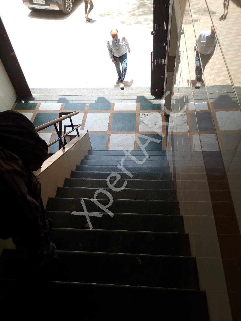 Property Photos 6