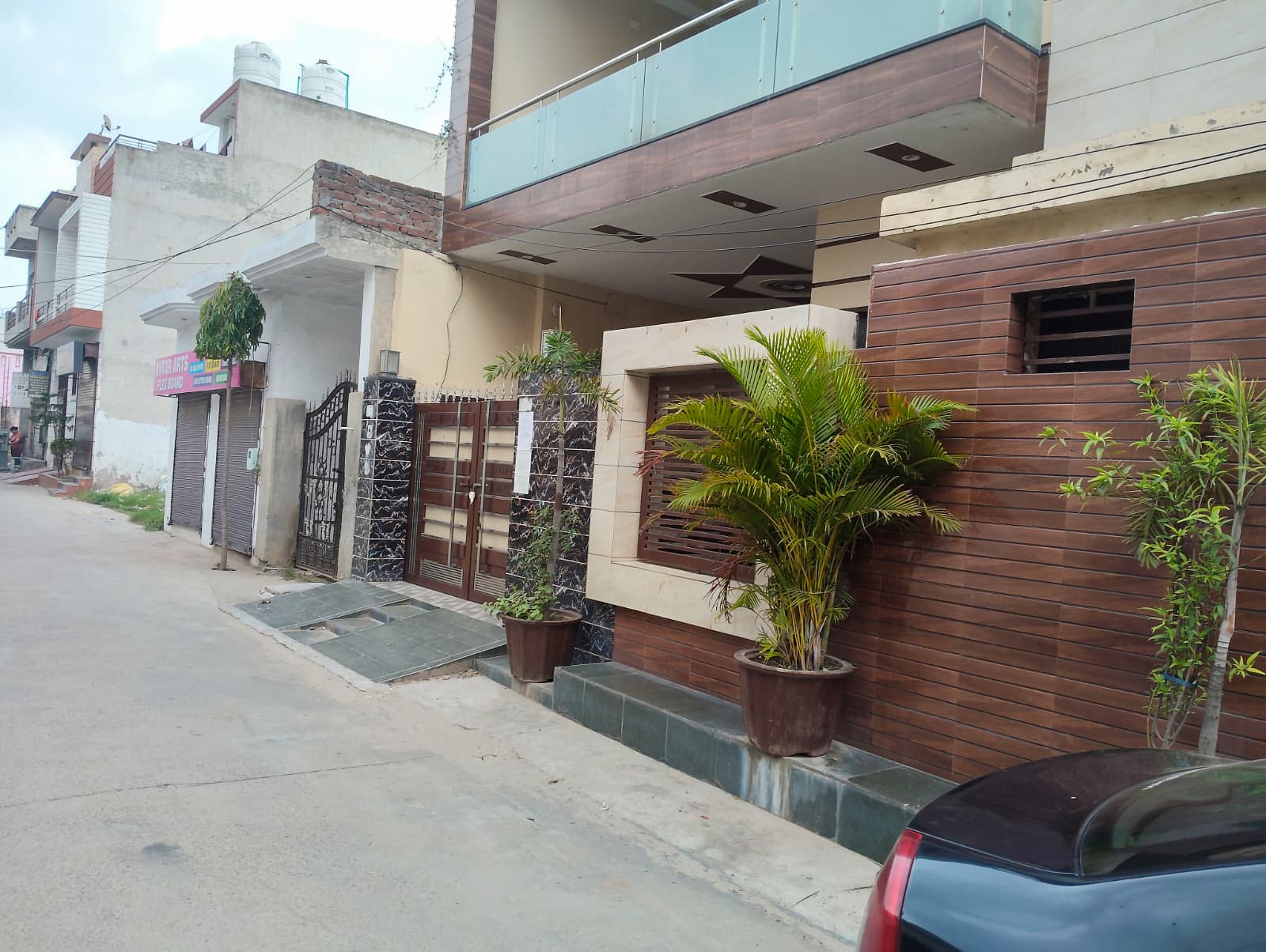 Property Photos 22