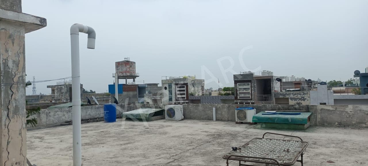 Property Photos 9