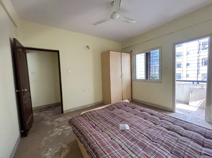 Property Photos 34