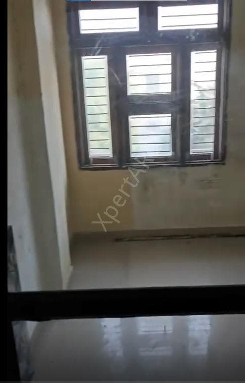 Property Photos 8