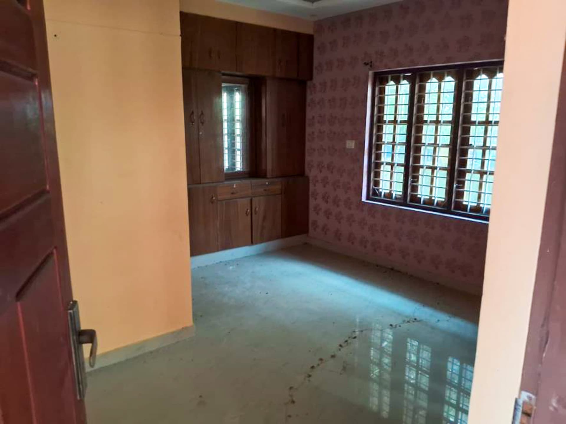 Property Photos 25