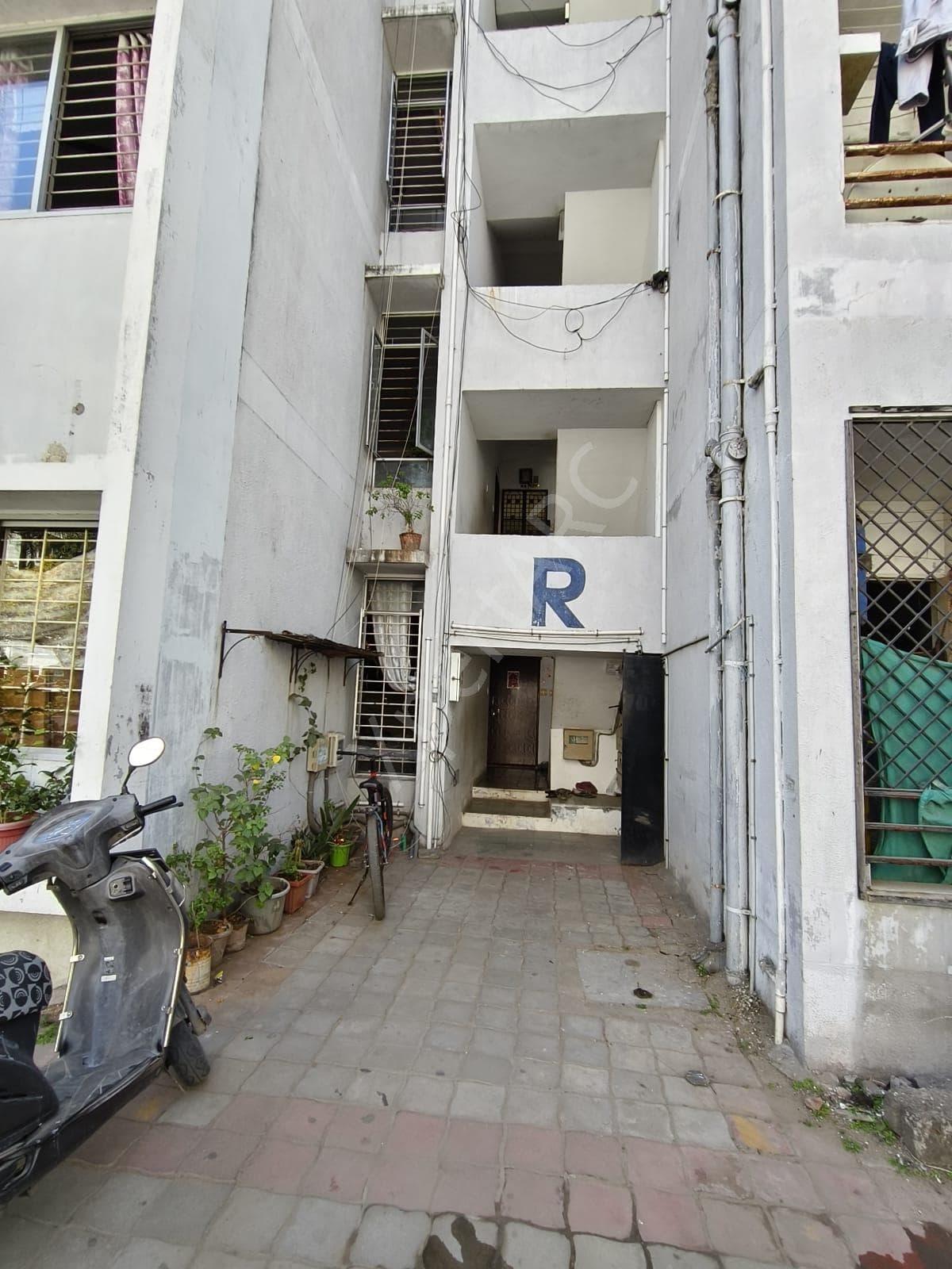 Property Photos 10