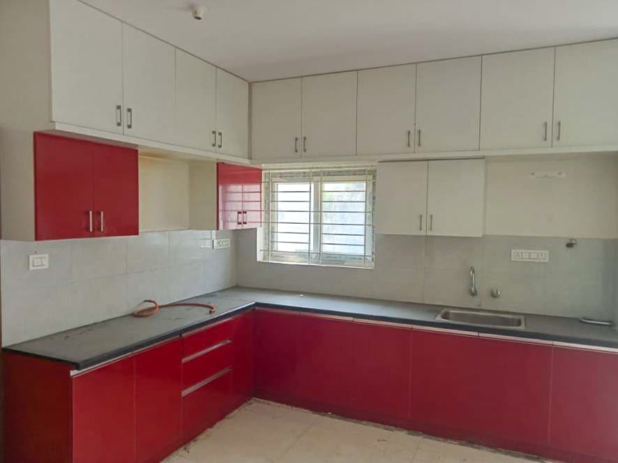 Property Photos 11
