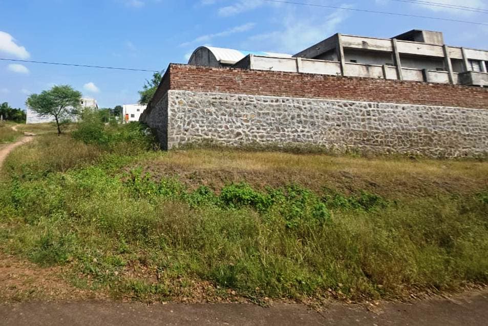 Property Photos 1