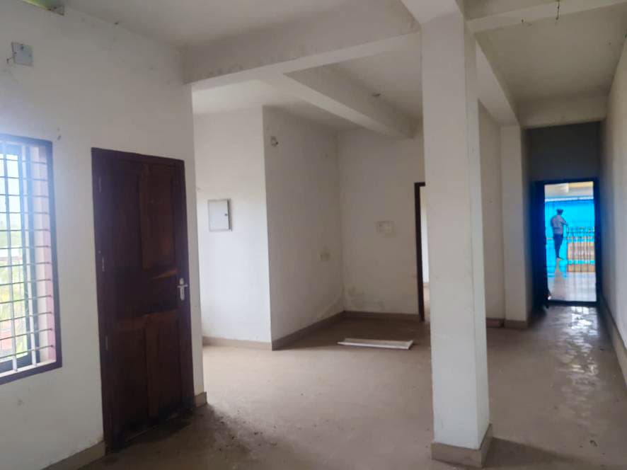 Property Photos 8