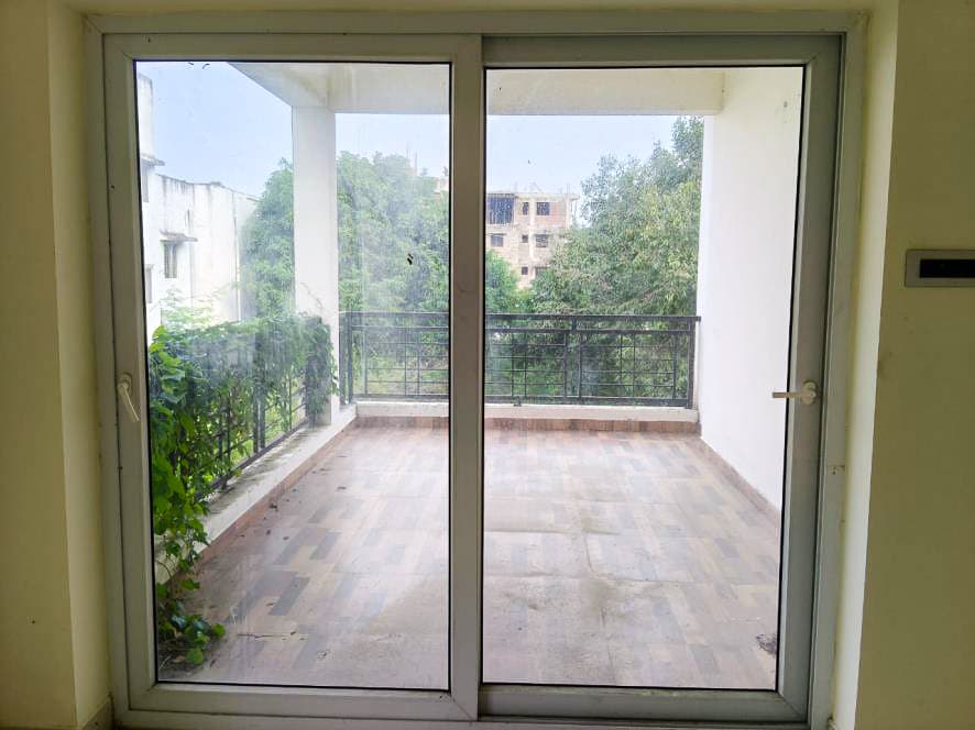 Property Photos 11