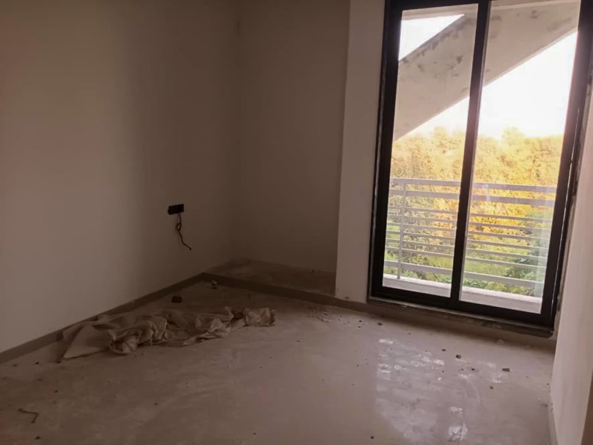 Property Photos 11