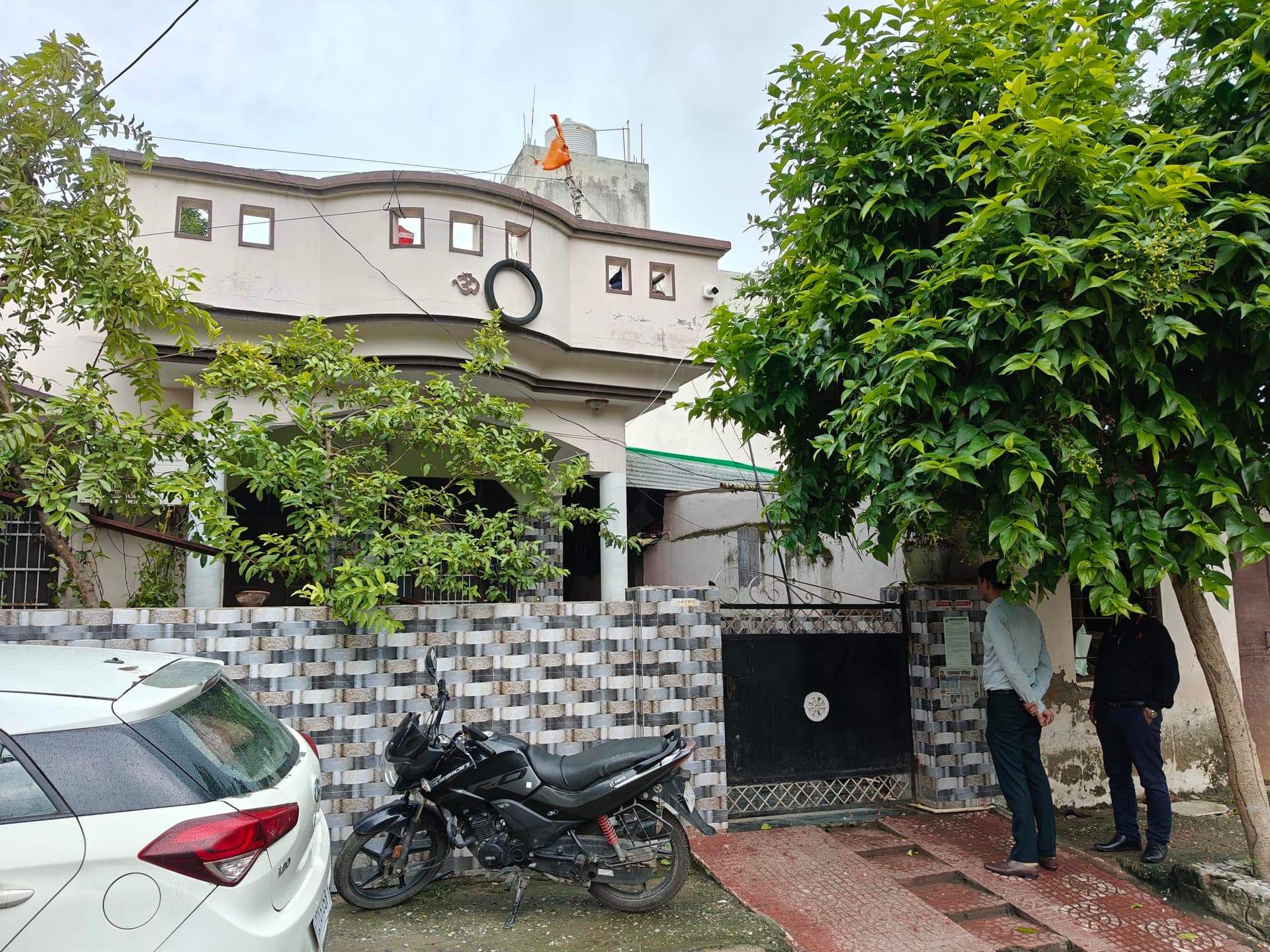 Property Photos 1