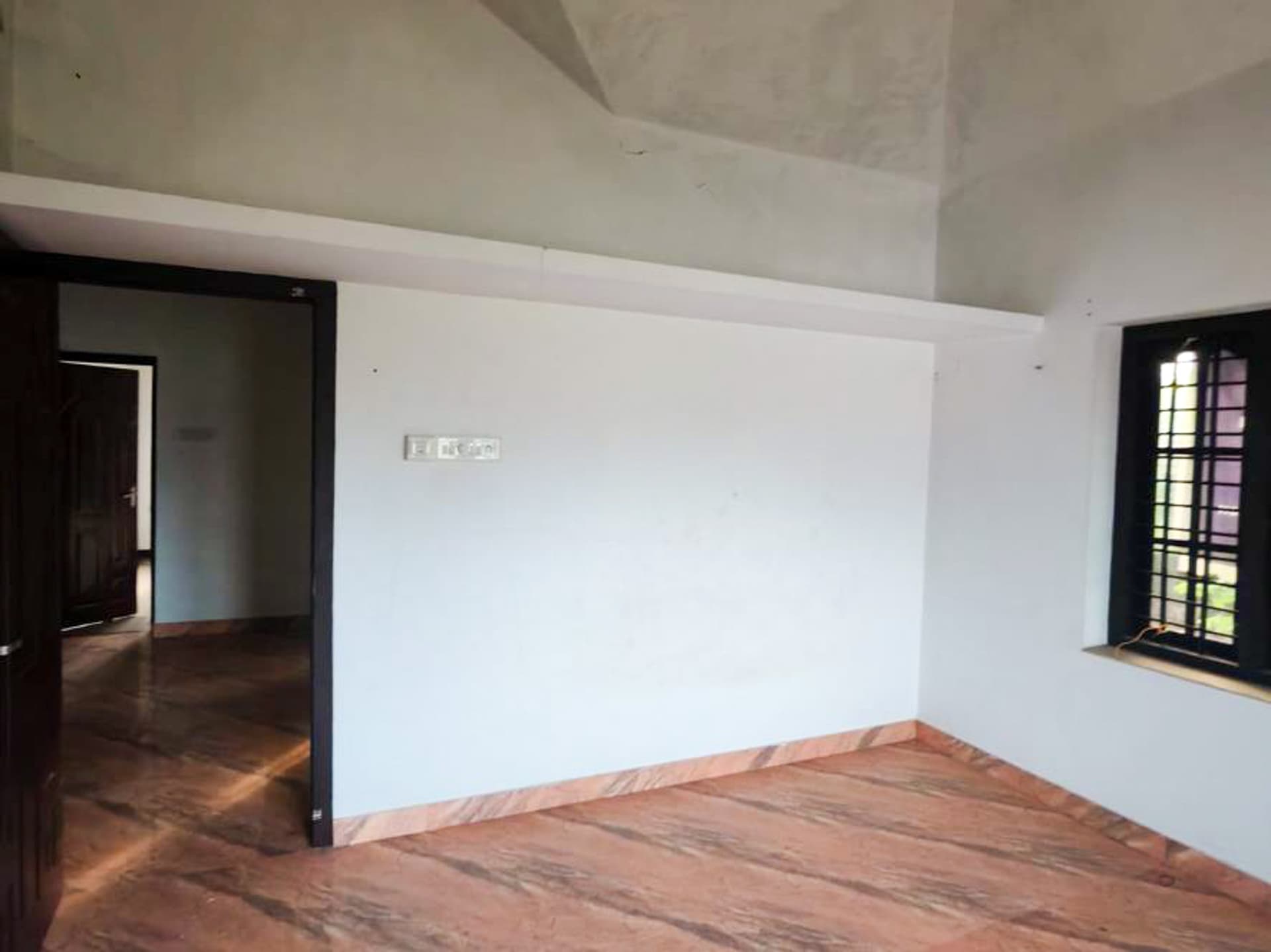Property Photos 32