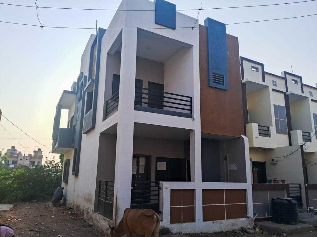 Property Photos 1