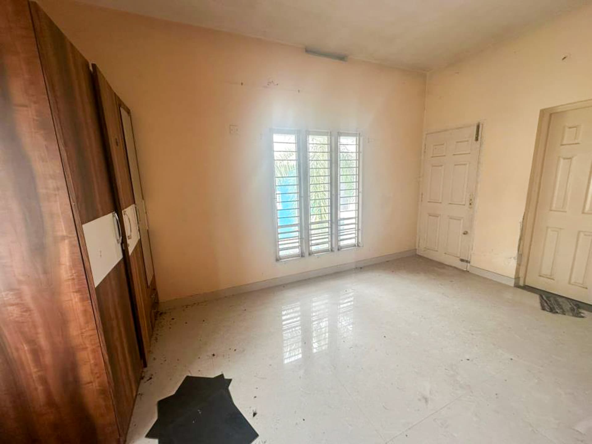 Property Photos 7