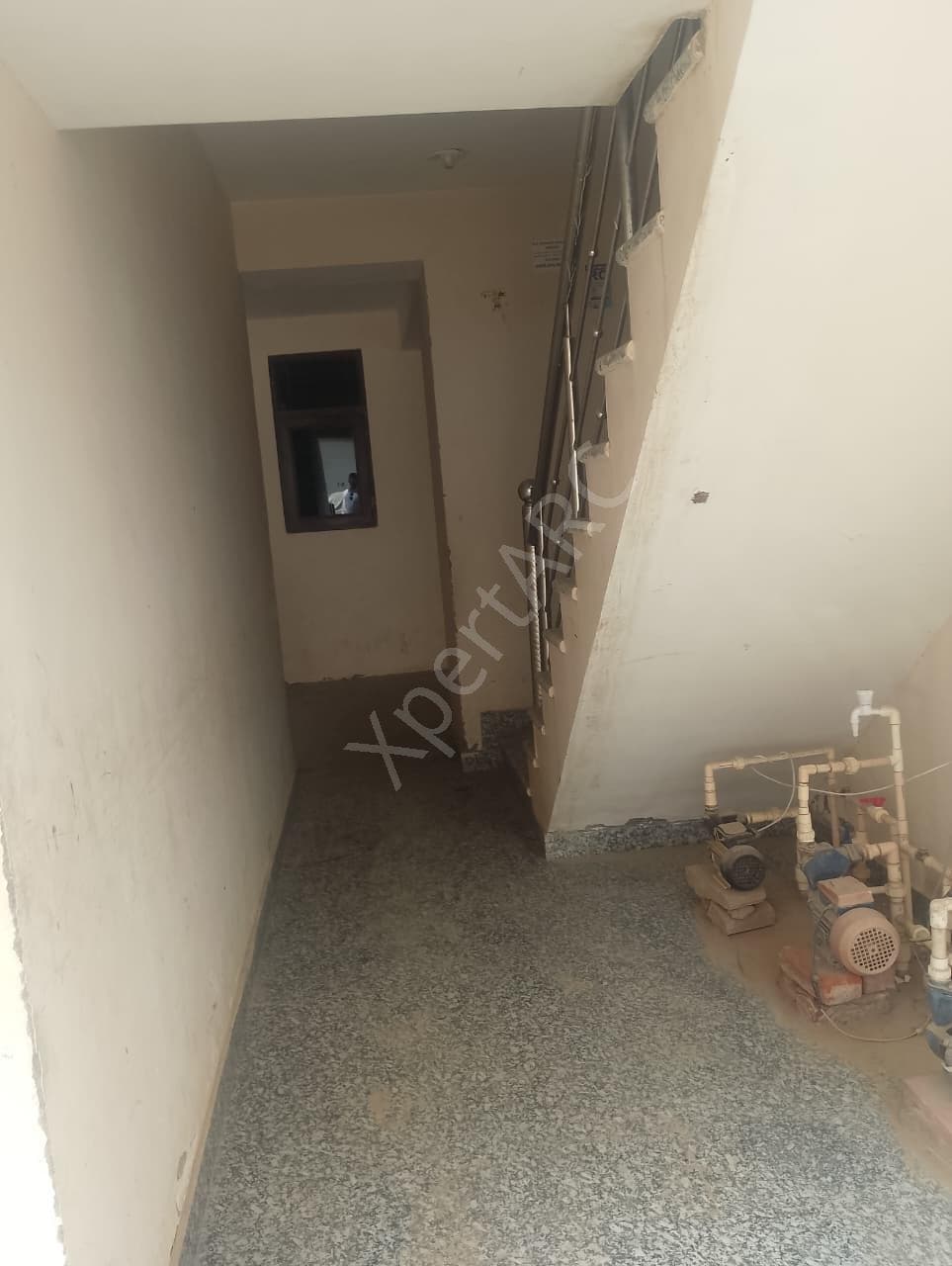Property Photos 9