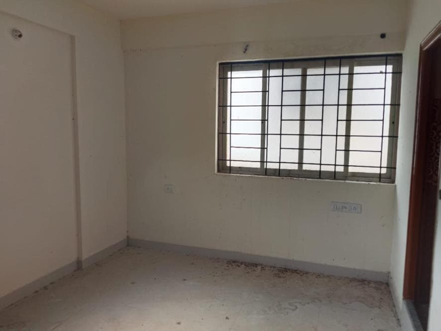Property Photos 8